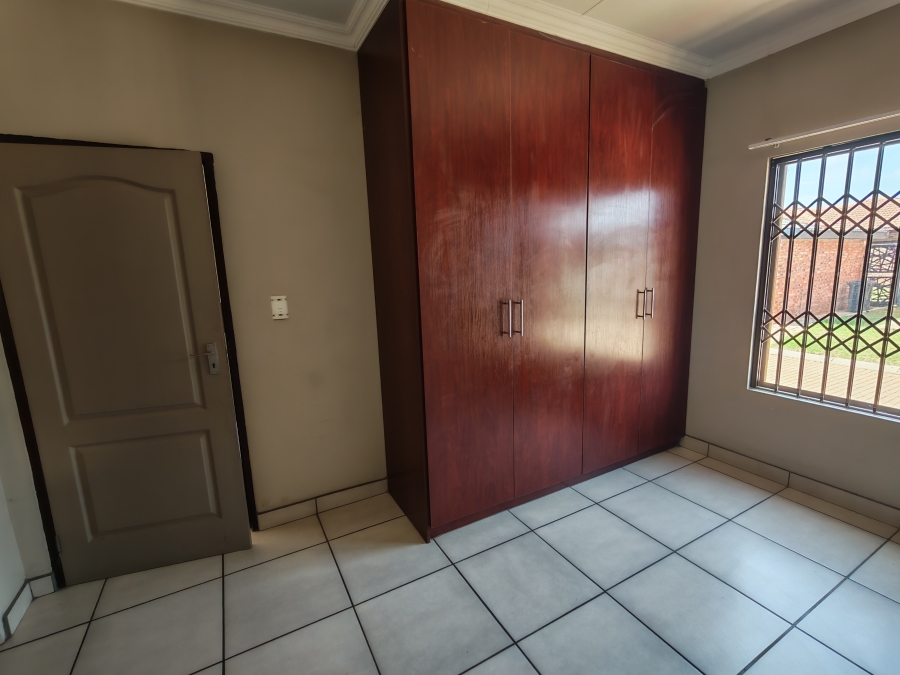 To Let 2 Bedroom Property for Rent in Waterberry Estate North West